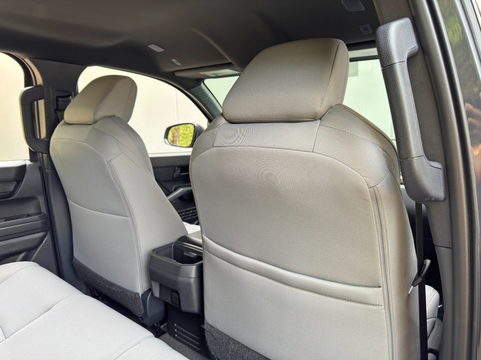 Used 2024 Toyota Tacoma SR5 w/ SR5 Upgrade Package image 35