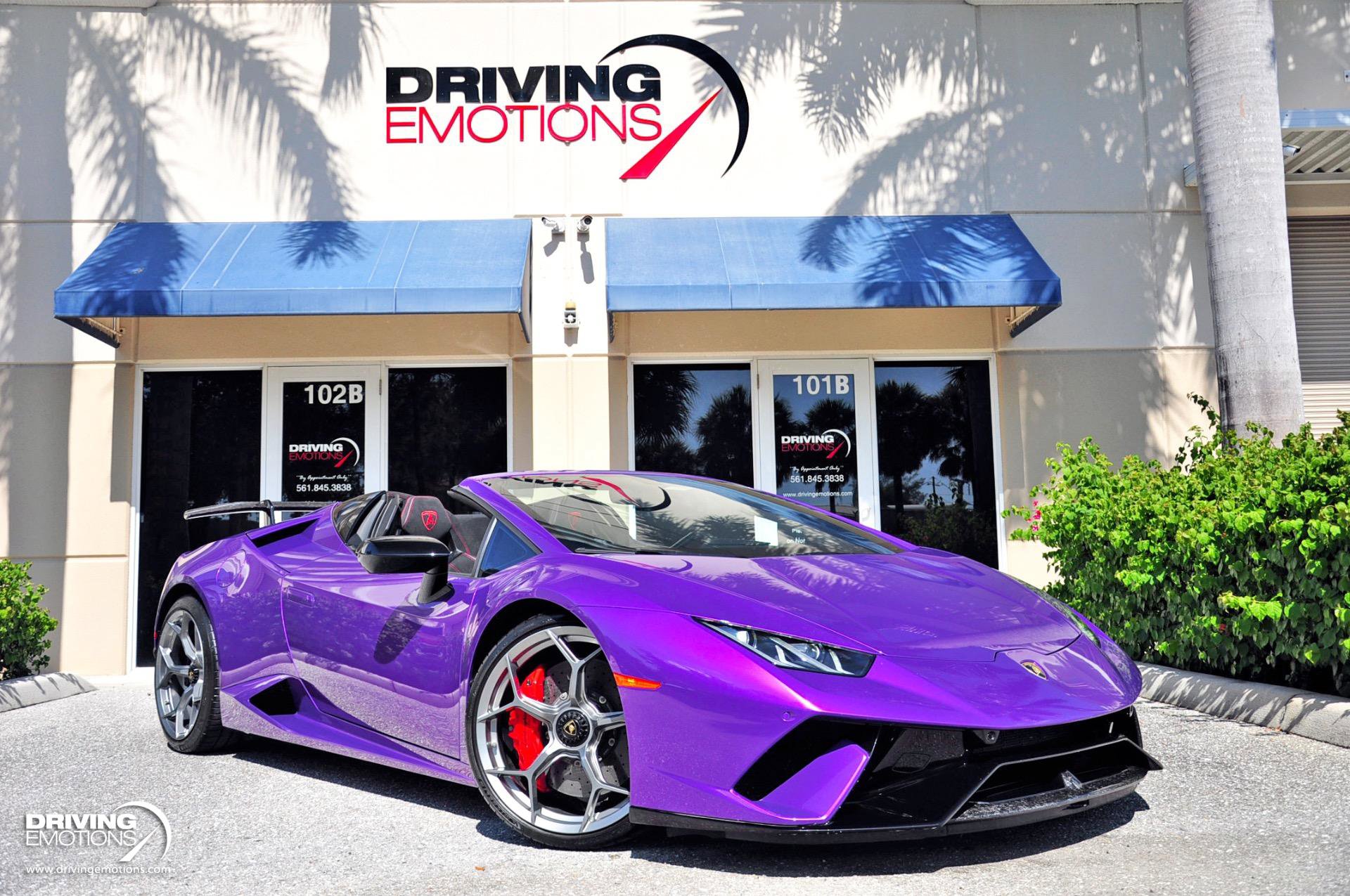 Used 2019 Lamborghini Huracan Performante image 1
