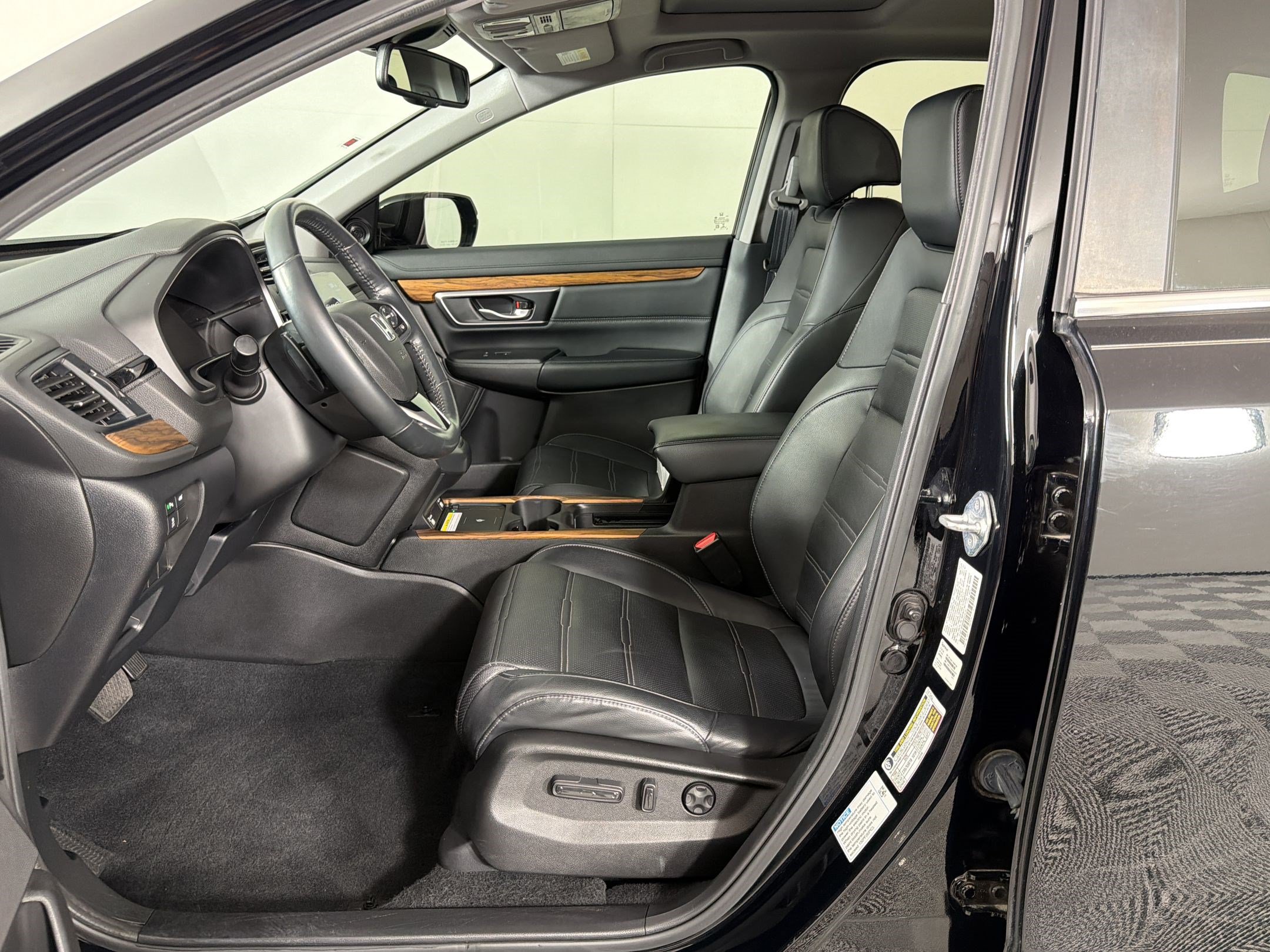 Certified 2021 Honda CR-V Touring image 5