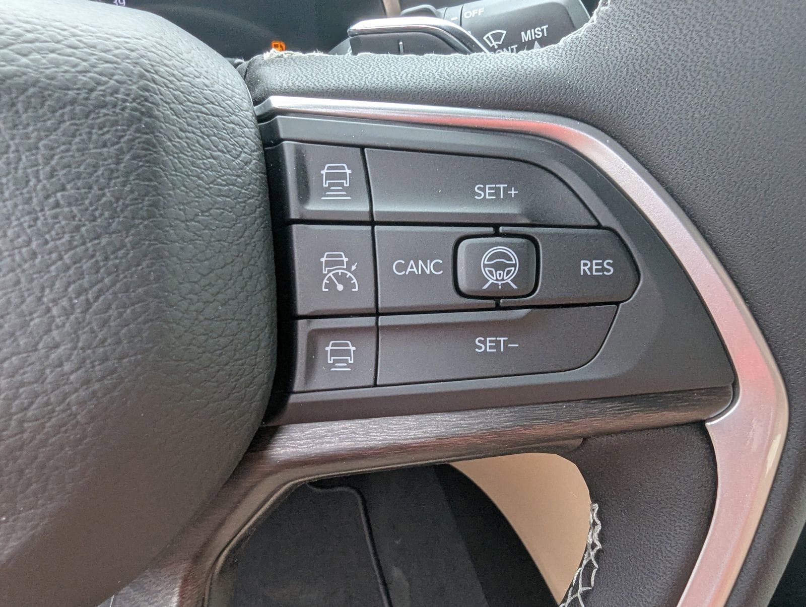 New 2026 Jeep Grand Cherokee L Limited w/ Limited Altitude Package RWD image 23