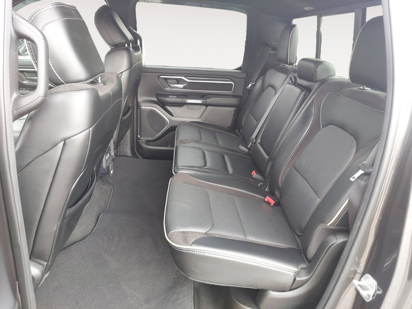 Certified 2024 RAM 1500 Laramie image 23