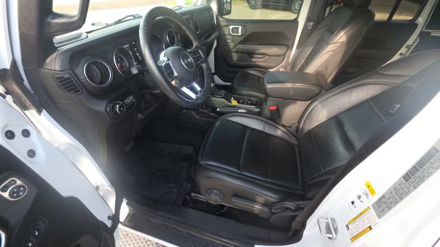Used 2019 Jeep Wrangler Unlimited Sahara AWD/4WD image 13