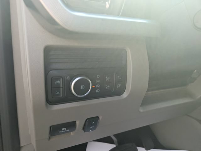 New 2026 Ford F450 Platinum w/ Platinum Plus Package AWD/4WD image 15