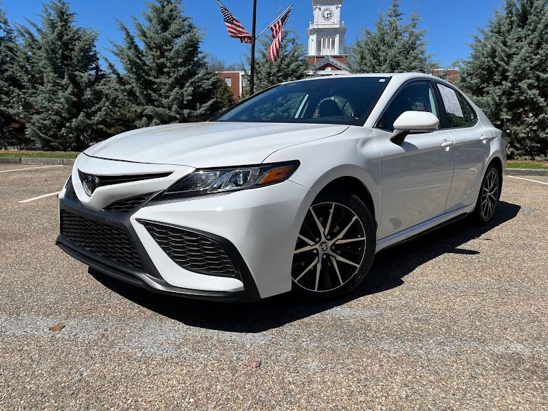 Used 2023 Toyota Camry SE image 44