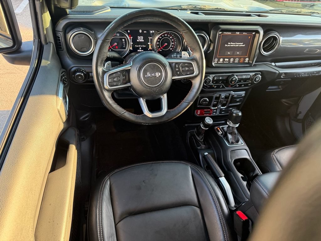 Used 2021 Jeep Wrangler Unlimited Rubicon w/ Dual Top Group AWD/4WD image 14