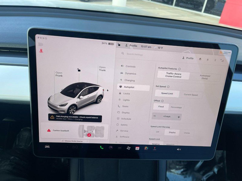 Used 2021 Tesla Model Y Long Range image 24