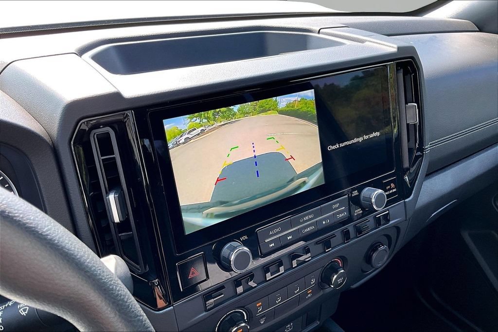 Used 2026 Nissan Frontier SV w/ Tow Package RWD image 14