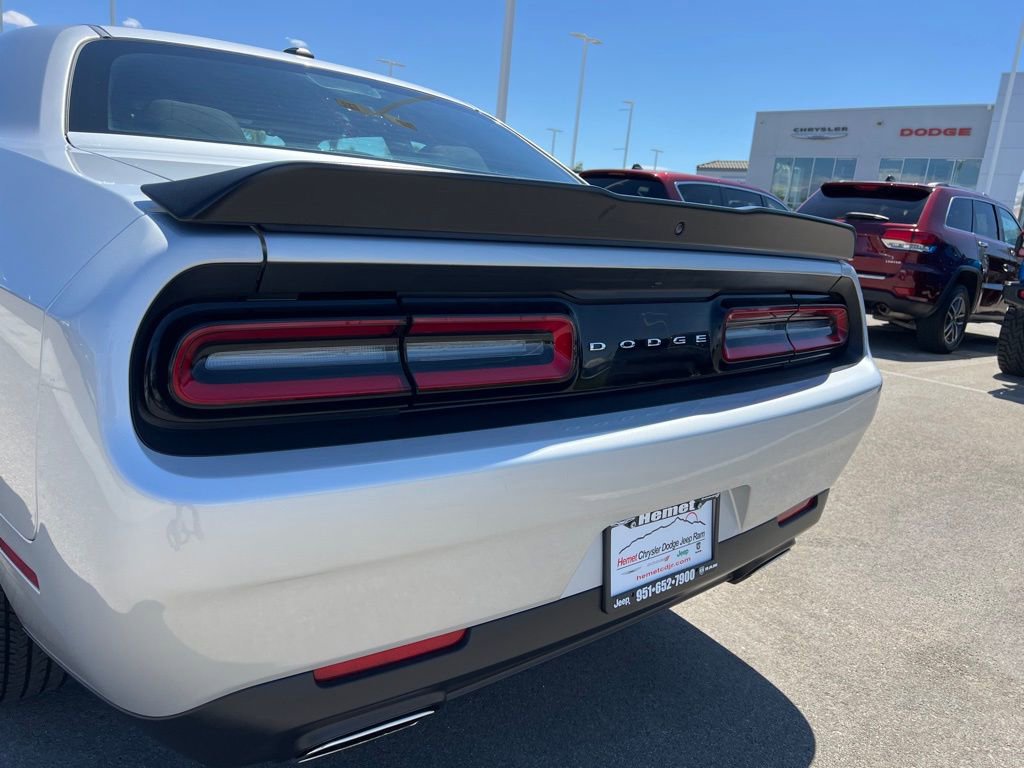 Used 2023 Dodge Challenger SXT image 13