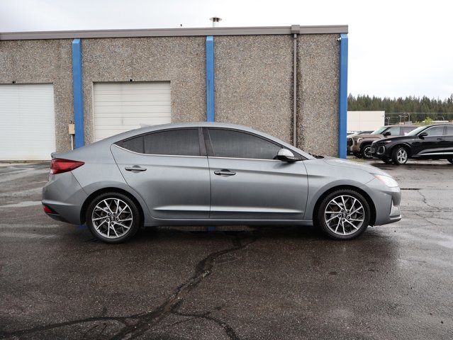 Used 2019 Hyundai Elantra Limited w/ Cargo Package FWD image 4