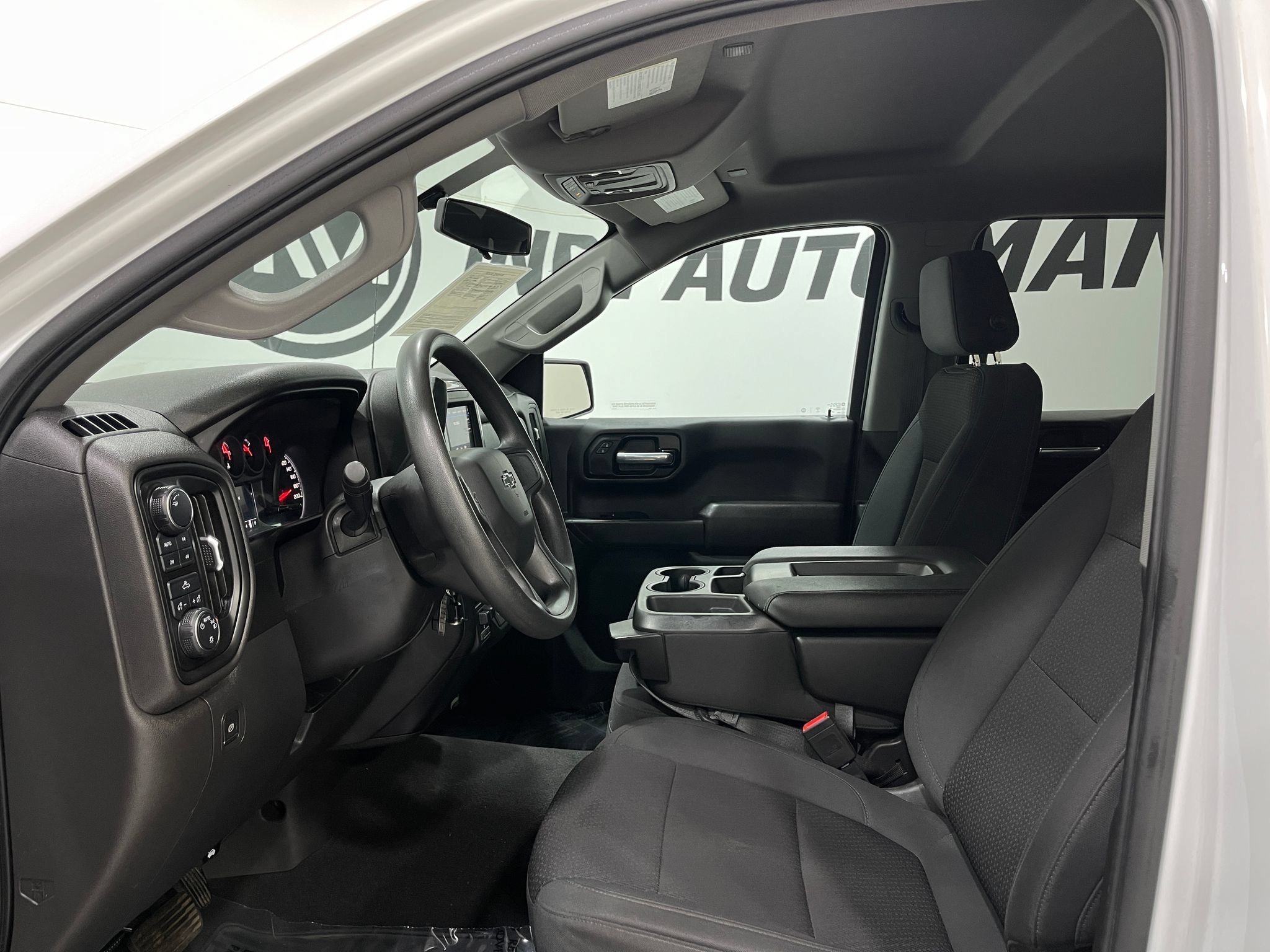 Used 2021 Chevrolet Silverado 1500 Custom Trail Boss w/ LPO, Dark Essentials Package AWD/4WD image 11