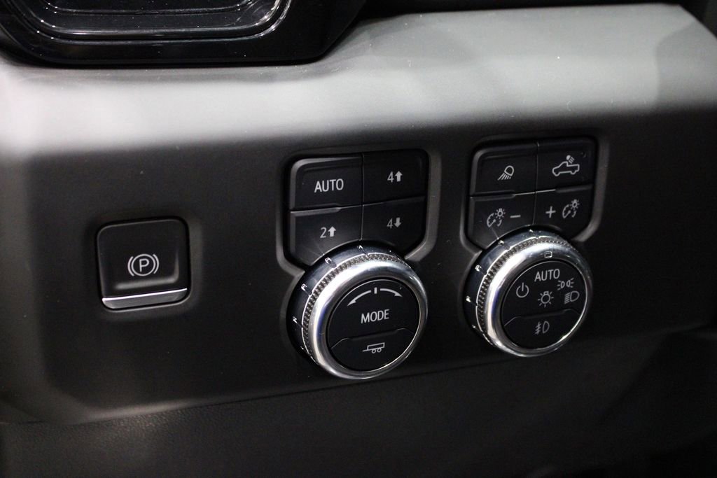 Used 2023 GMC Sierra 1500 AT4 w/ AT4 Preferred Package image 22