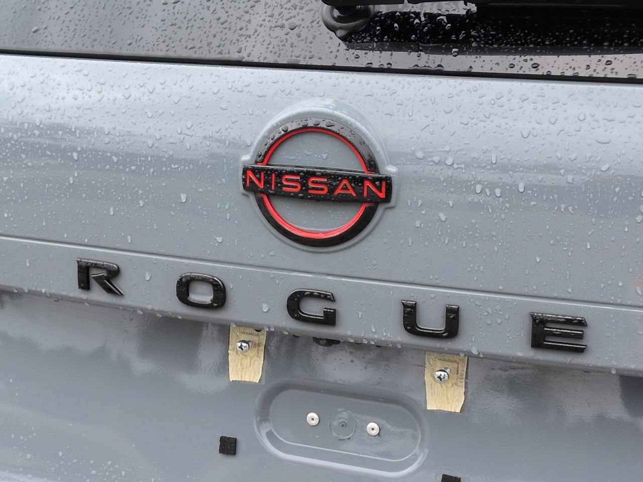 Used 2025 Nissan Rogue SV AWD/4WD image 16