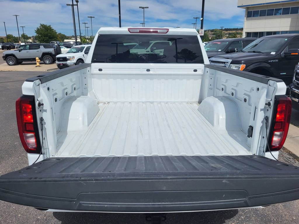 Used 2024 GMC Sierra 1500 Elevation image 17