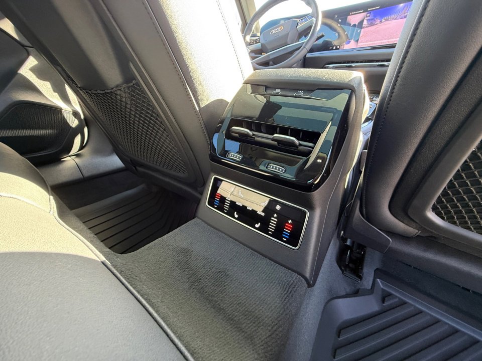 New 2026 Audi A6 Premium Plus AWD/4WD image 29