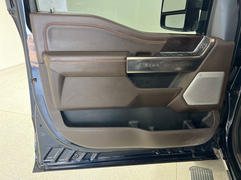 Used 2024 Ford F350 King Ranch w/ FX4 Off-Road Package image 20