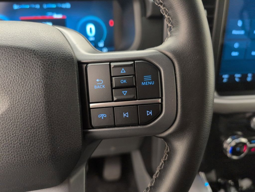 Used 2025 Ford F150 Lightning XLT image 41