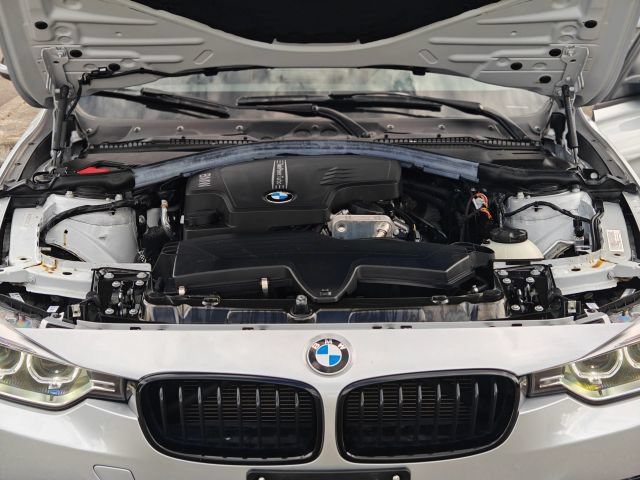 Used 2013 BMW 328i xDrive Sedan AWD/4WD image 60