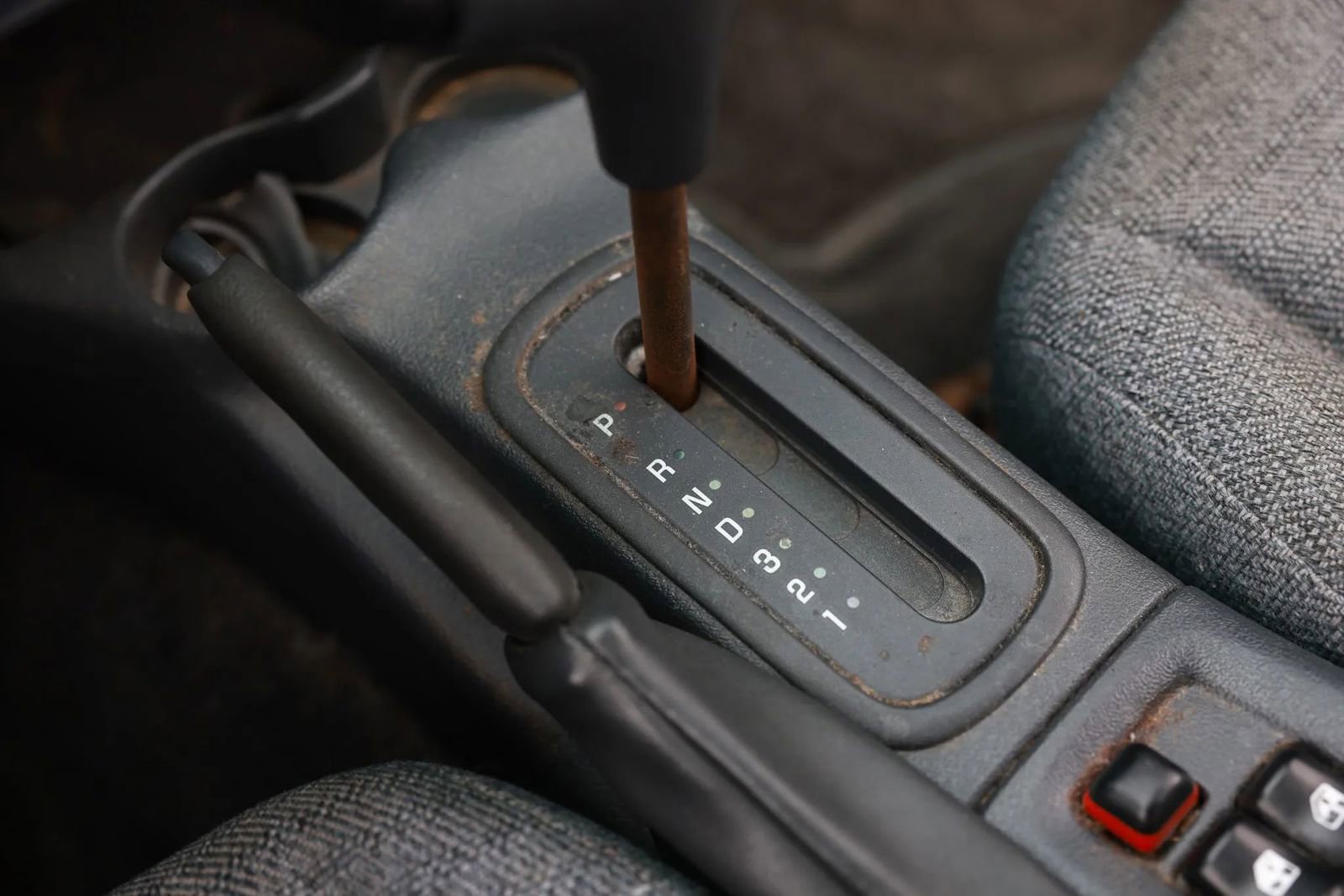 Used 2005 Chevrolet Cavalier Sedan 4D w/ Preferred Equipment Group image 36