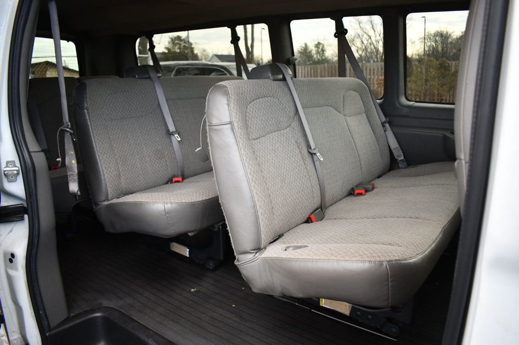 Used 2022 Chevrolet Express 3500 LS image 38