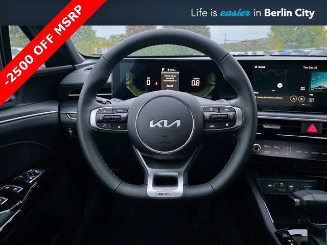 New 2025 Kia K5 GT-Line image 23