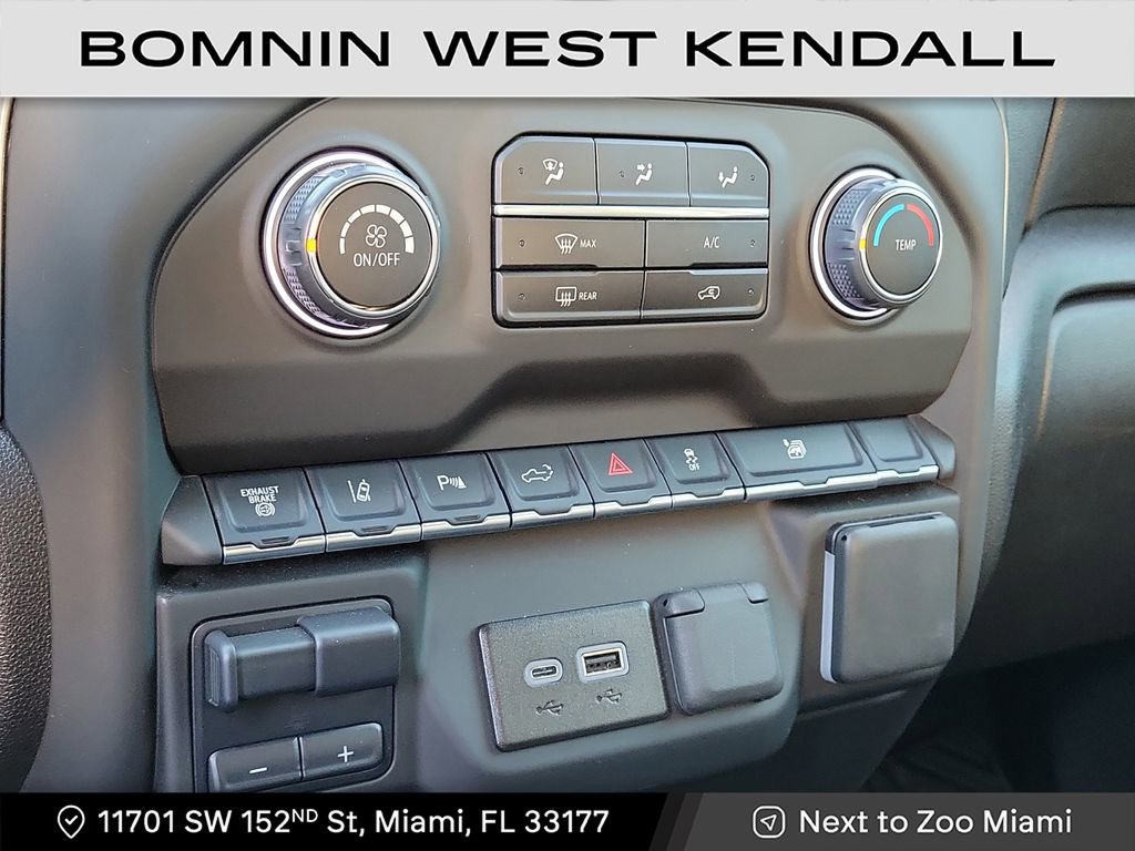 Used 2025 Chevrolet Silverado 2500 Custom w/ Custom Value Package image 20