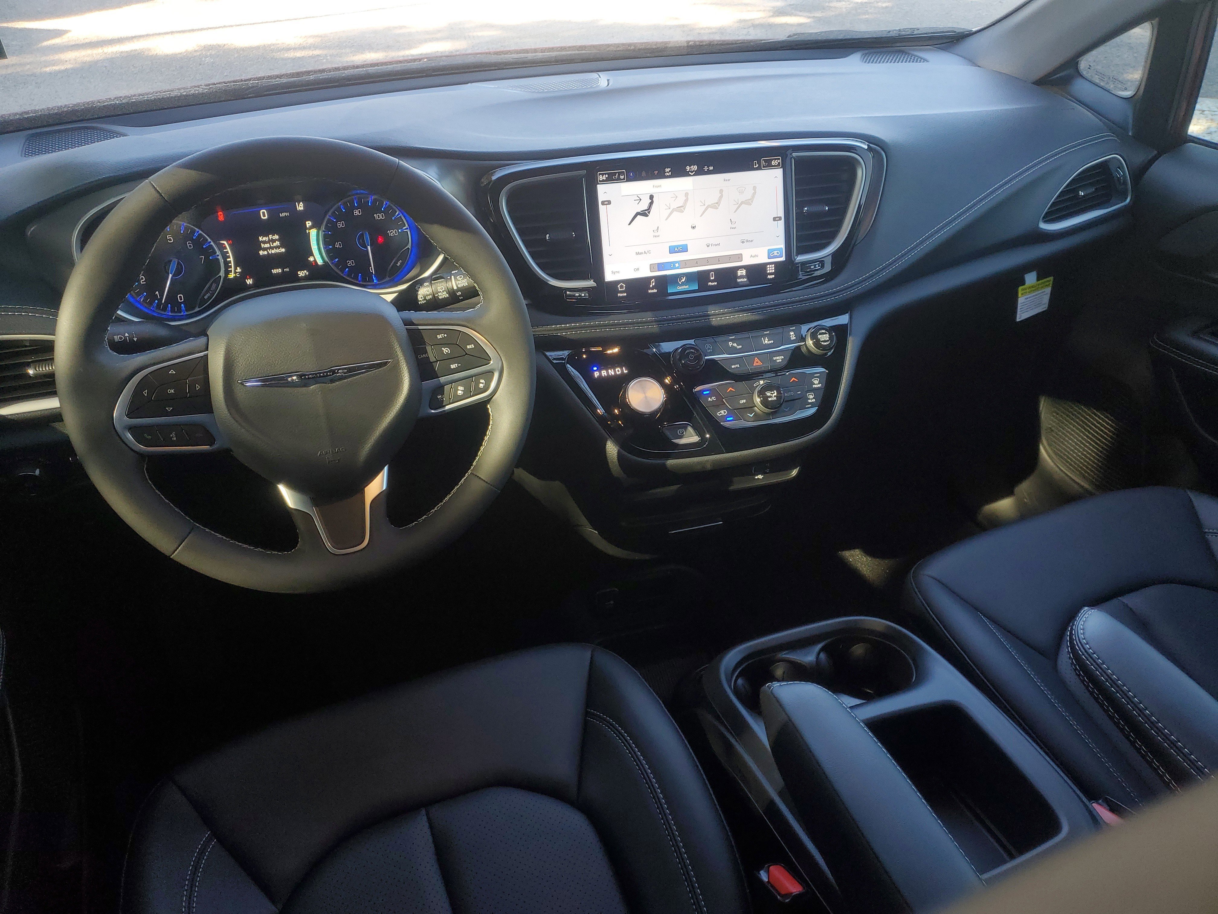 New 2026 Chrysler Pacifica Select image 7