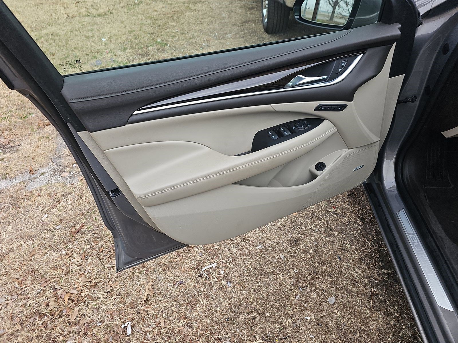 Used 2018 Buick LaCrosse Essence w/ Sights and Sounds Package image 15