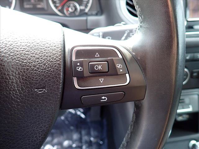 Used 2017 Volkswagen Tiguan Sport FWD image 19