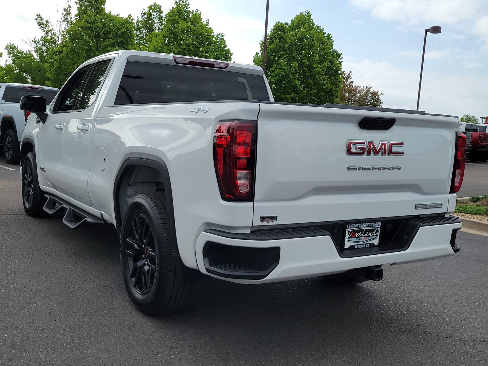 Used 2024 GMC Sierra 1500 Elevation AWD/4WD image 5
