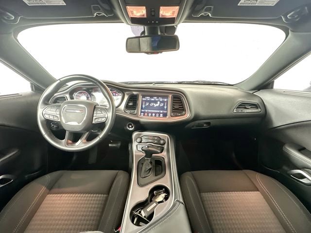 Used 2022 Dodge Challenger SXT w/ Driver Convenience Group image 3
