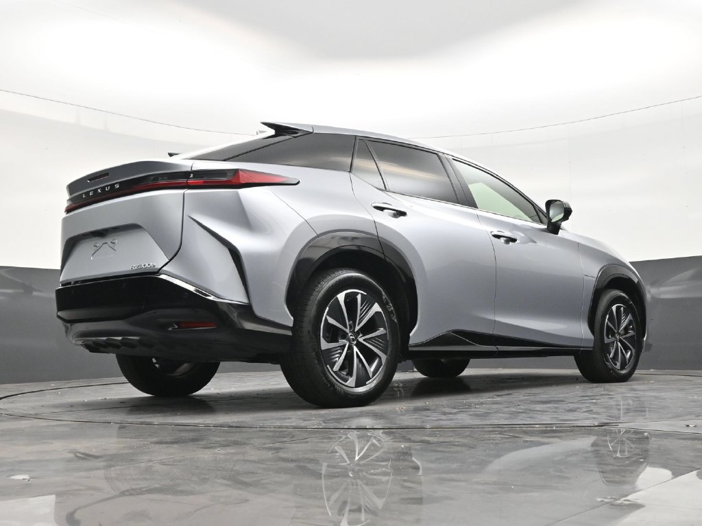 Used 2024 Lexus RZ 300e Premium FWD image 21