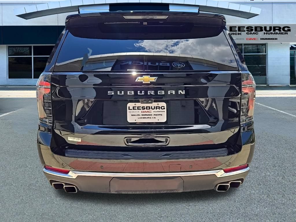 Used 2025 Chevrolet Suburban High Country AWD/4WD image 6