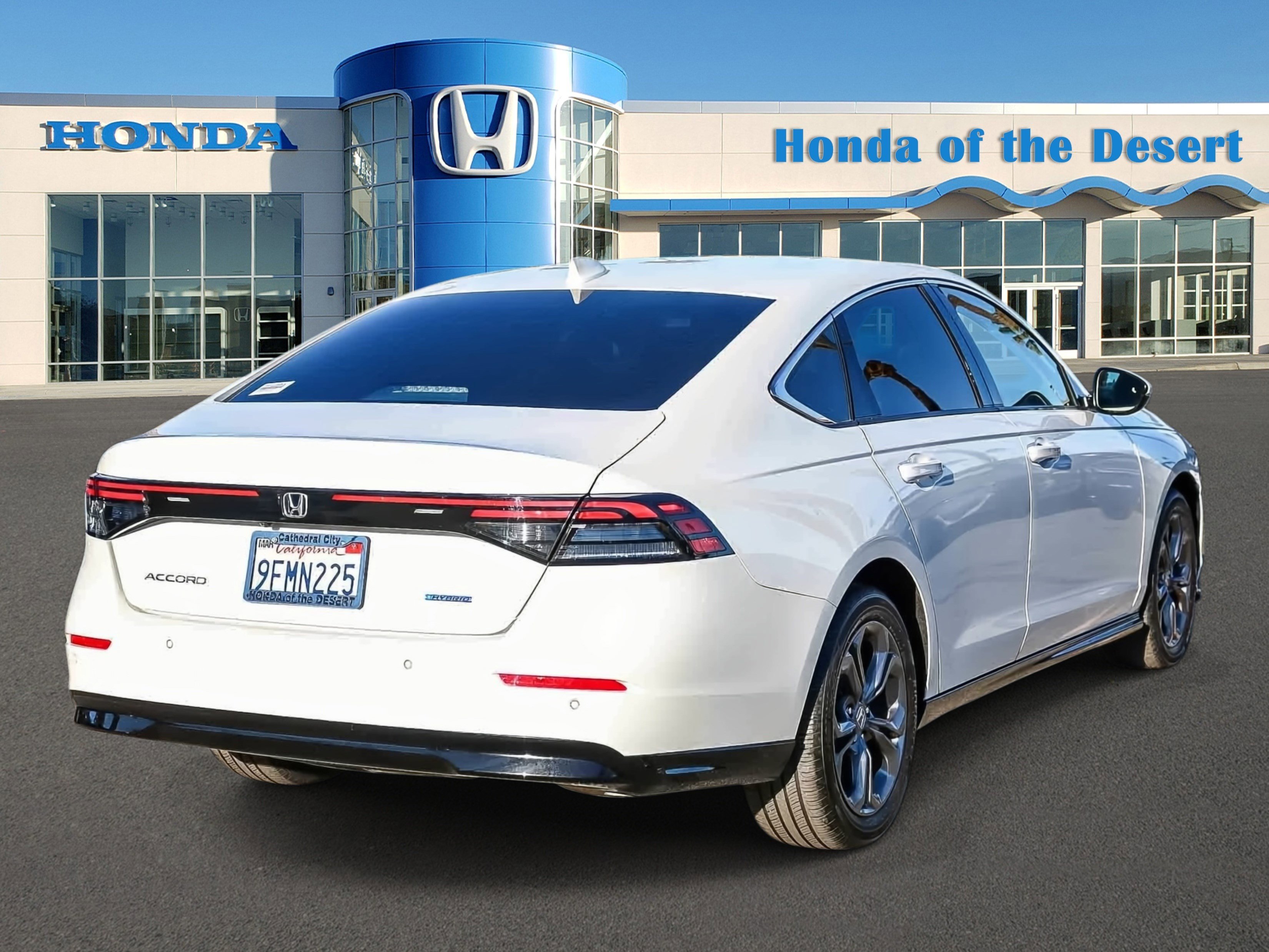 Used 2023 Honda Accord EX-L image 5