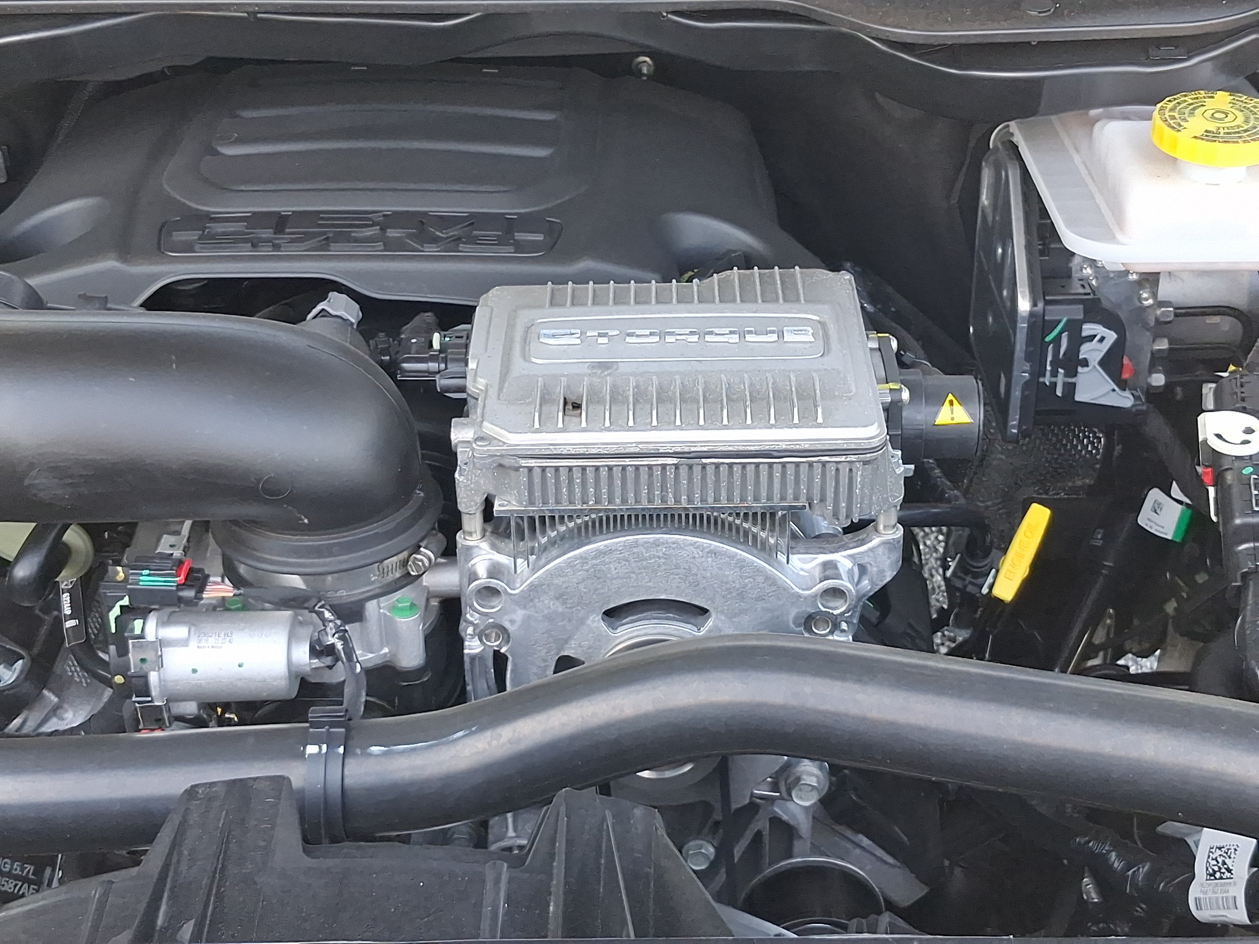 Used 2026 RAM 1500 Laramie w/ Laramie Preferred Package AWD/4WD image 9
