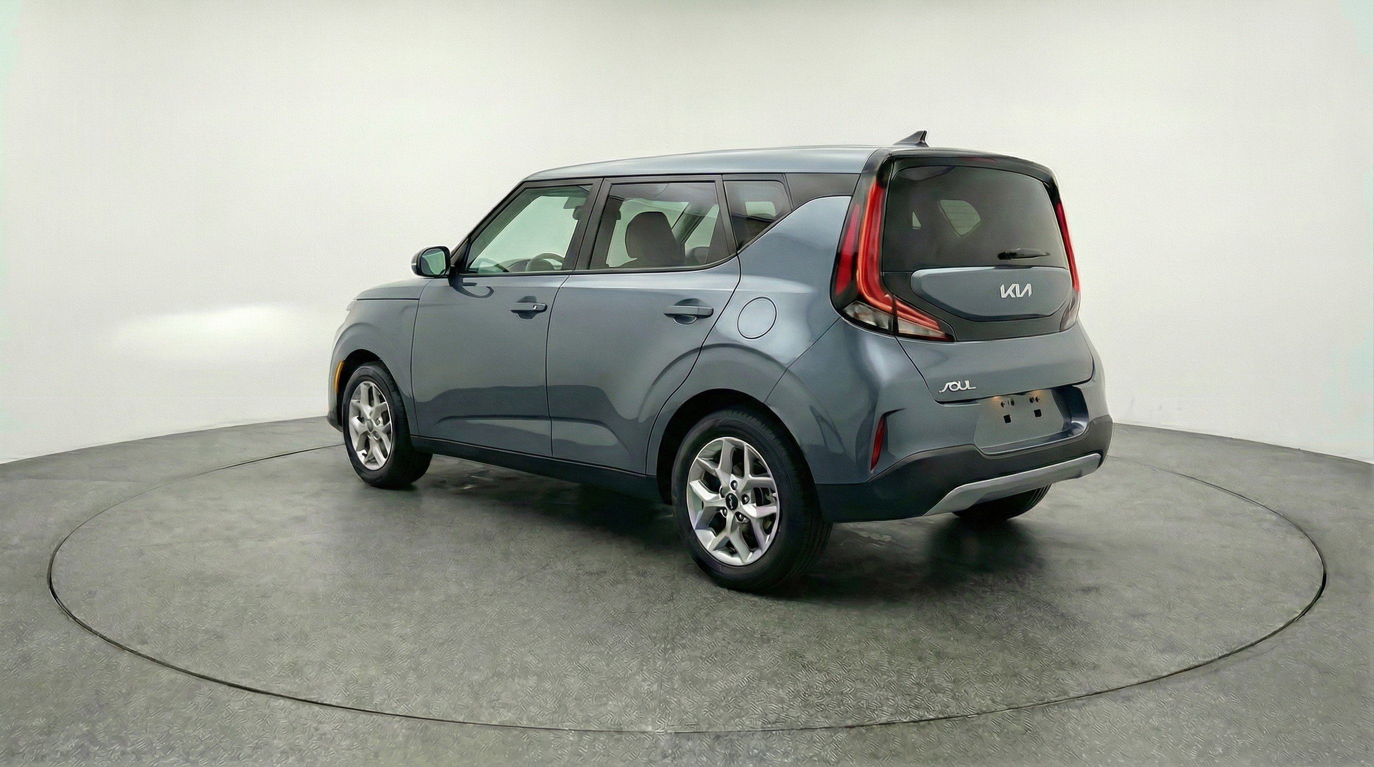 Used 2025 Kia Soul LX w/ LX Technology Package image 6