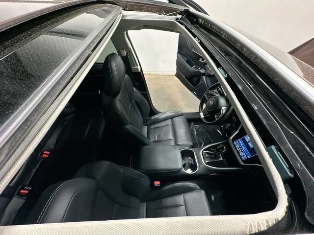 Used 2022 Subaru Outback Limited AWD/4WD image 6