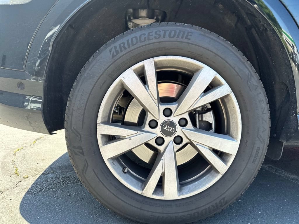 Used 2025 Audi Q5 Premium w/ Convenience Package AWD/4WD image 8