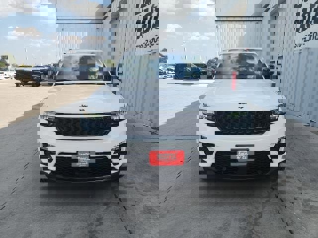 New 2025 Jeep Grand Cherokee Limited w/ Luxury Tech Group II image 8