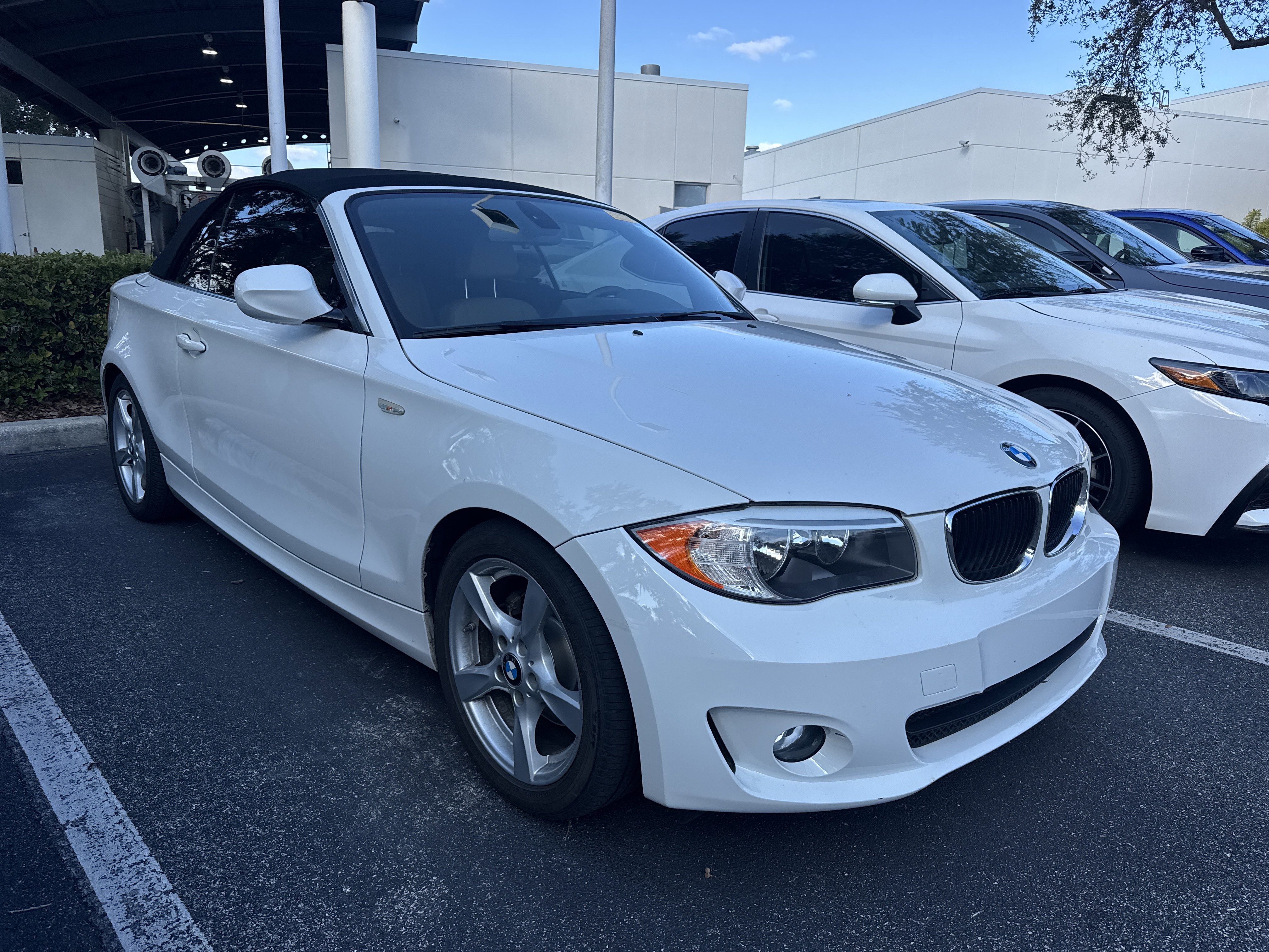 Used 2013 BMW 128i Convertible image 1