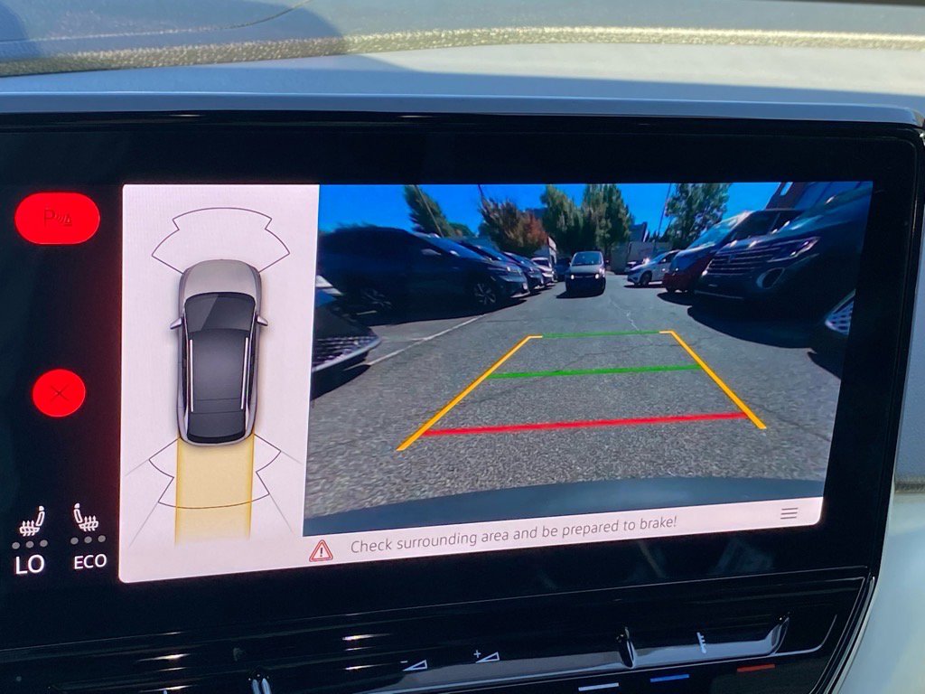 Certified 2022 Volkswagen ID.4 Pro image 17