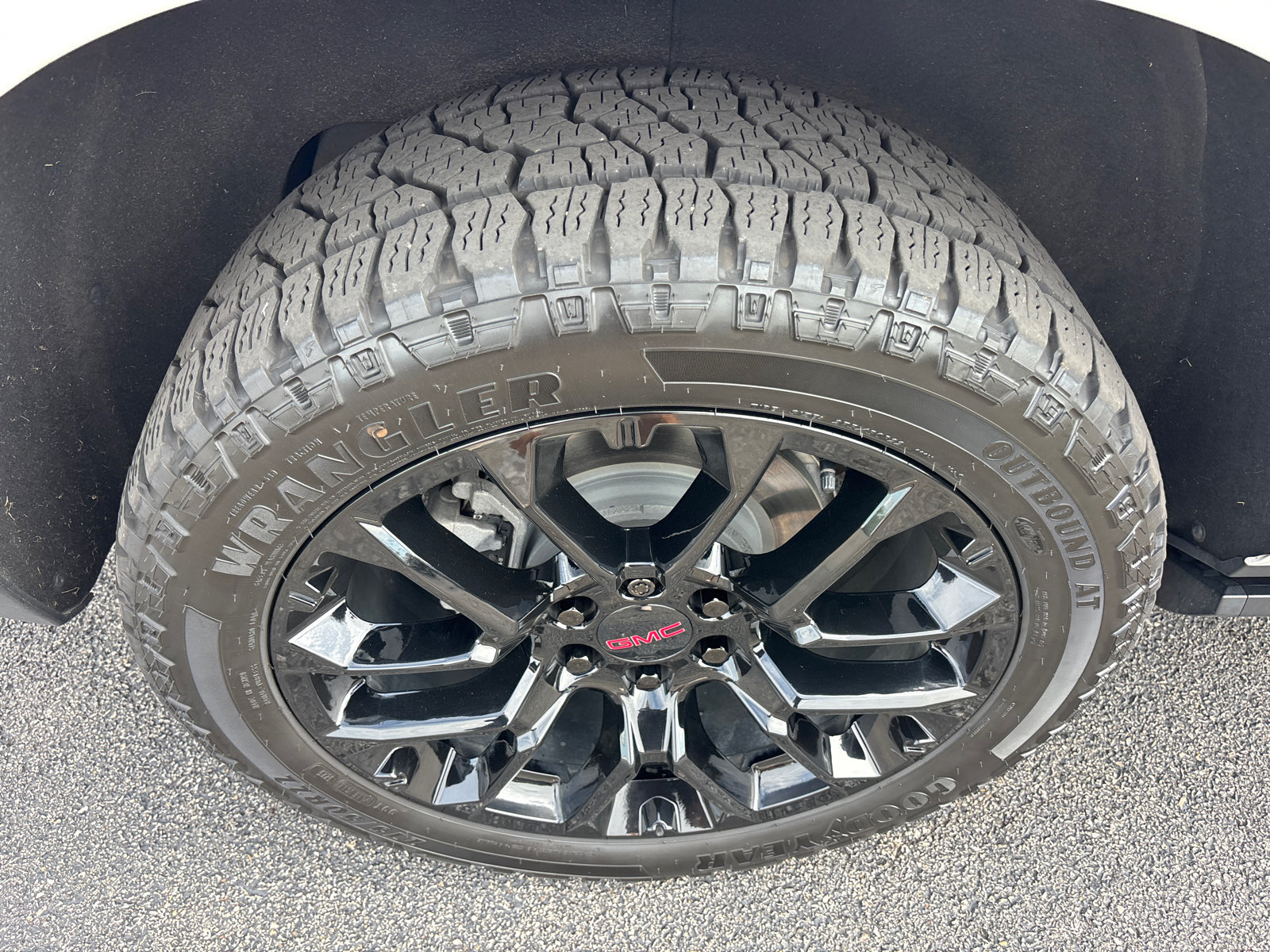 Used 2023 GMC Yukon Denali w/ Max Trailering Package AWD/4WD image 10