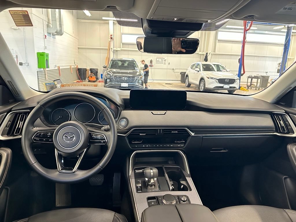 Certified 2024 MAZDA CX-90 3.3 Turbo w/ Premium Package AWD/4WD image 7