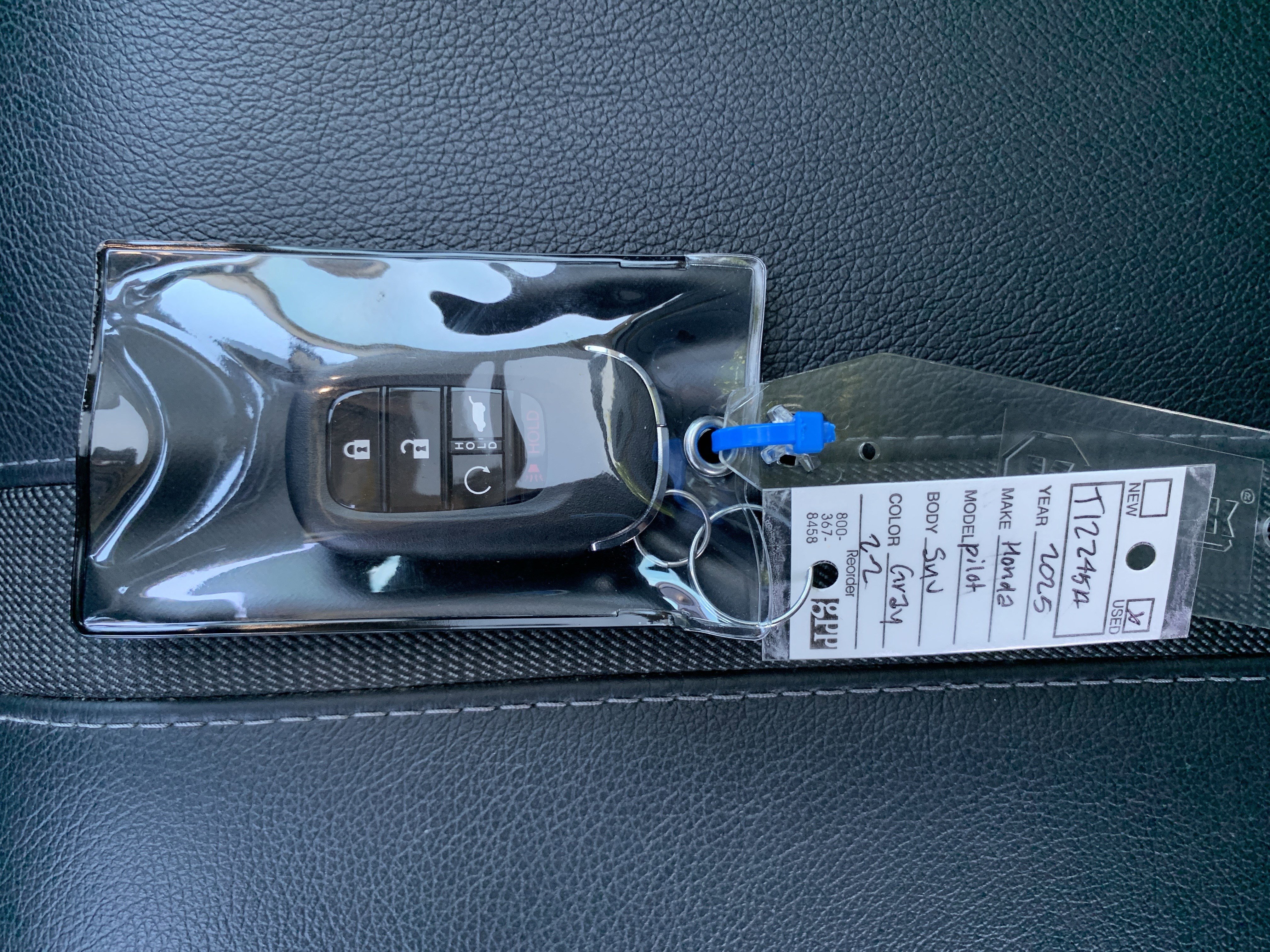 Used 2025 Honda Pilot Touring image 37