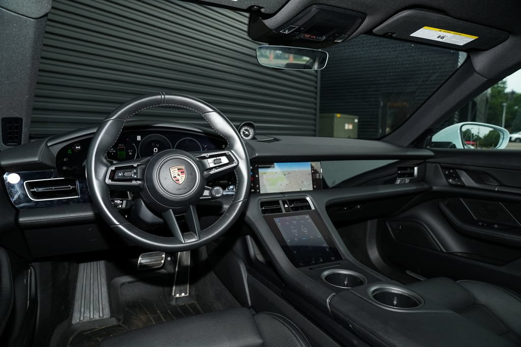 Certified 2025 Porsche Taycan 4S AWD/4WD image 32