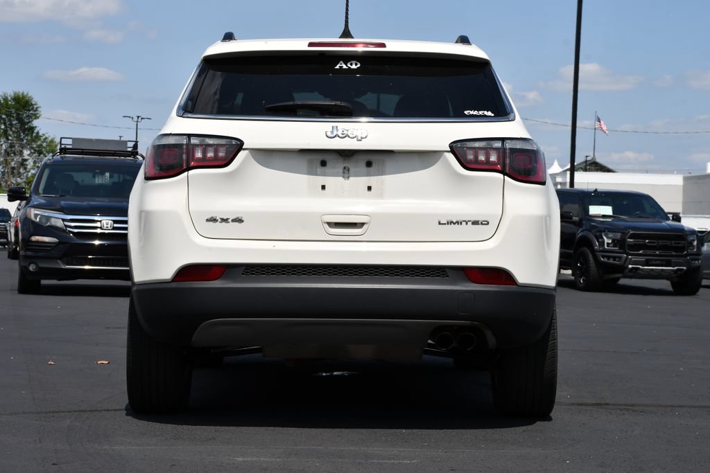 Used 2017 Jeep Compass Limited w/ Navigation Group AWD/4WD image 6