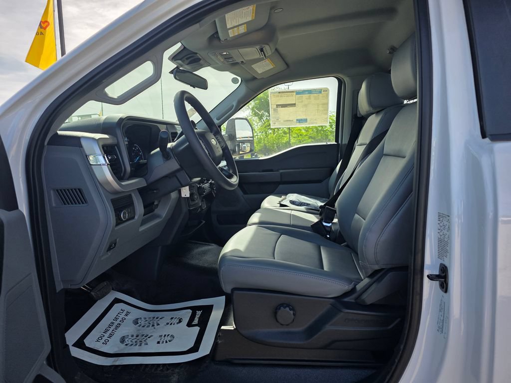 New 2026 Ford F600 4x4 Regular Cab Super Duty w/ XL Chrome Package image 19