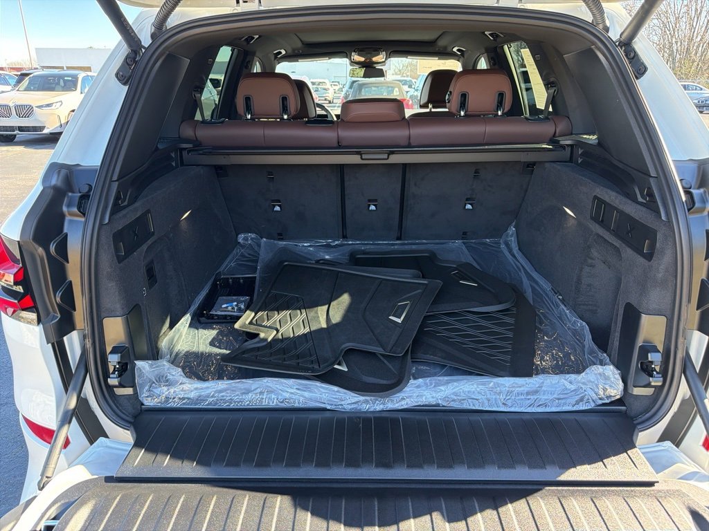 Used 2026 BMW X5 sDrive40i w/ M Sport Package image 17