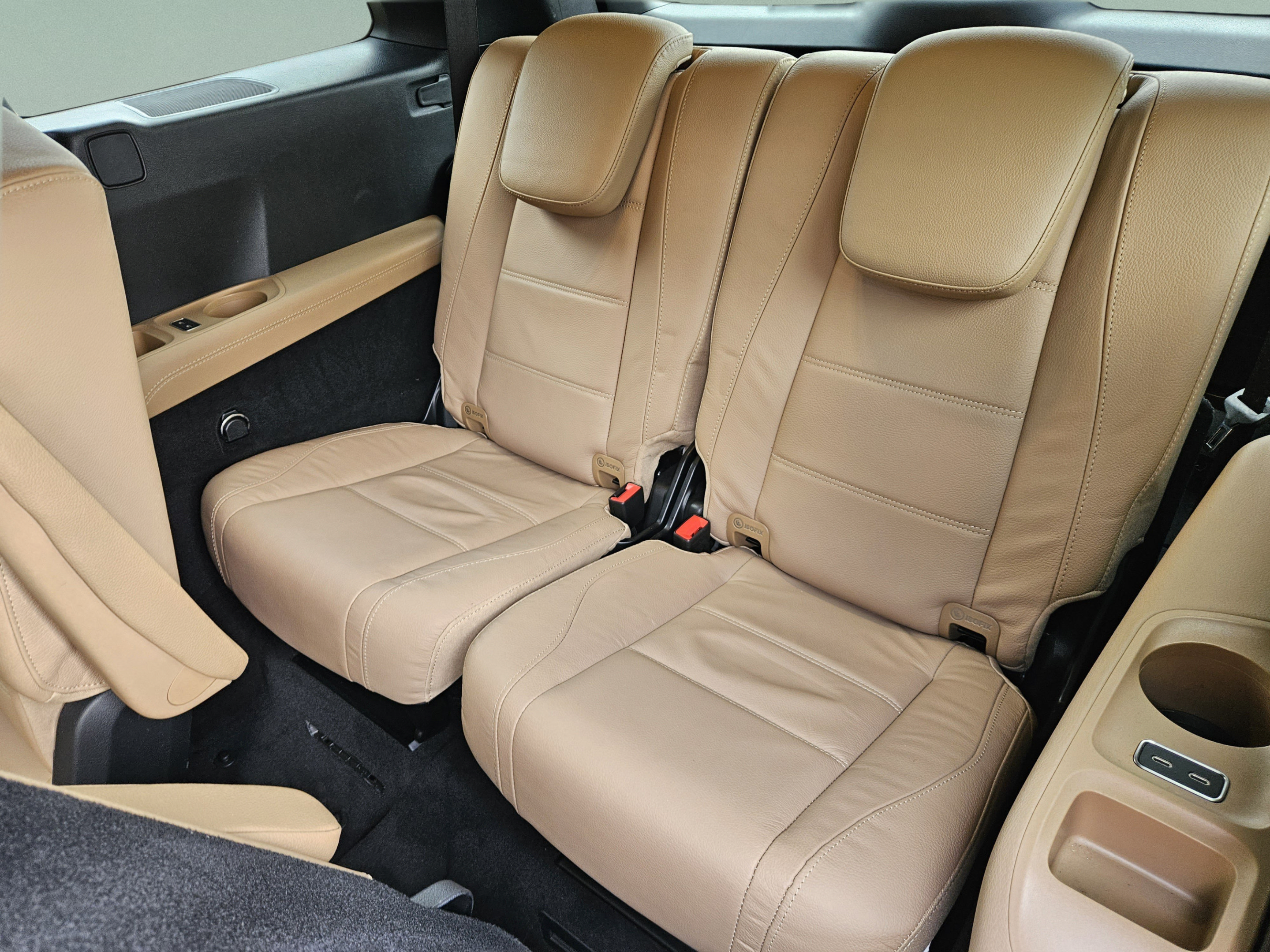 Certified 2024 Mercedes-Benz GLS 450 4MATIC image 28
