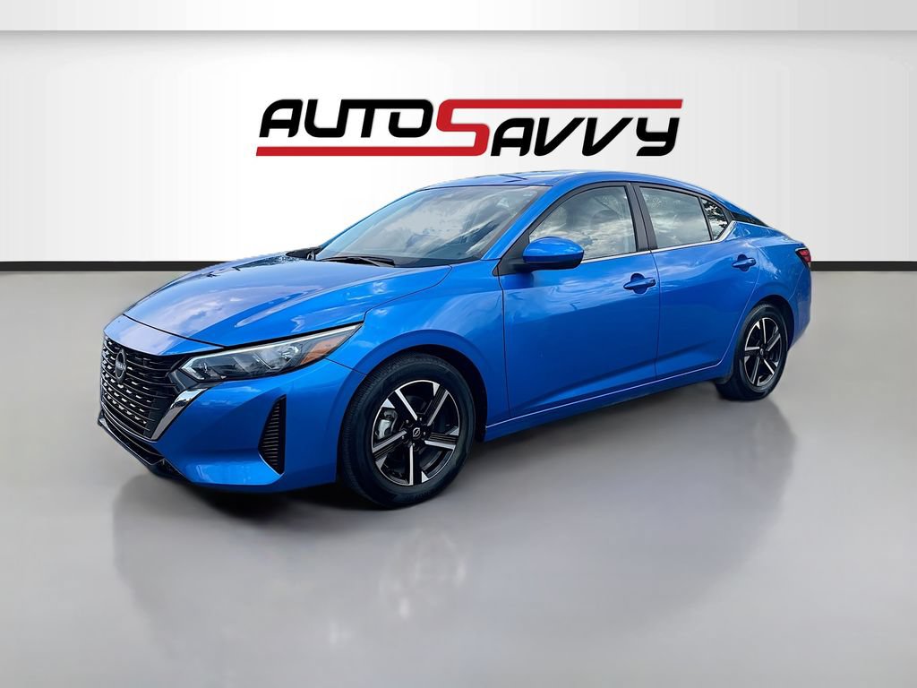 Used 2025 Nissan Sentra SV FWD image 3