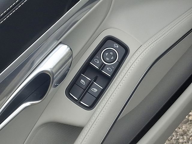 Used 2024 Porsche 718 Boxster GTS RWD image 16